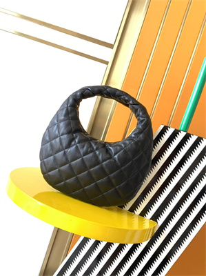 YSL ICARINO In Quilted Nappa Lambskin Black