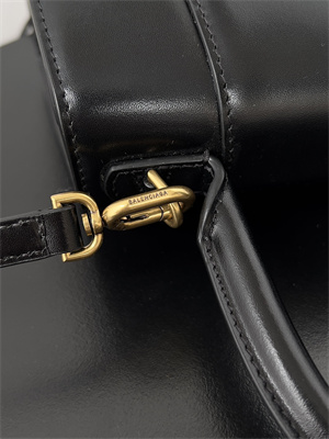 Women’s Hourglass Small Handbag Shiny Box Calfskin In Black