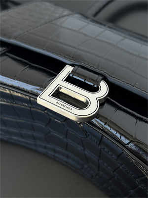 Women’s Hourglass Small Handbag Crocodile Embossed In Black-Silver