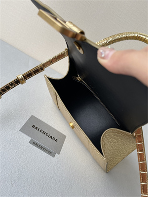 Women’s Hourglass Small Handbag Crocodile Embossed In Gold