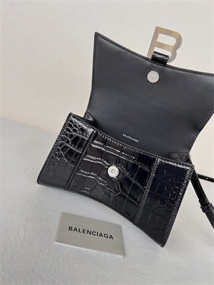 Women’s Hourglass XS Handbag Crocodile Embossed In Black-Silver