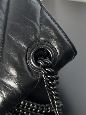 Women’s CRUSH Medium Chain Bag Quilted In Black Crushed Calfskin