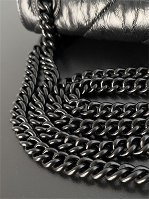 Women’s CRUSH Small Chain Bag Quilted In Black Crushed Calfskin