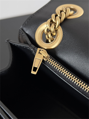 Women’s CRUSH Small Chain Bag In Black Crushed Calfskin