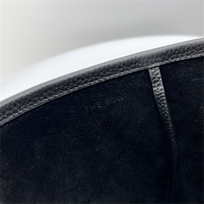 The Row Park N/S Small Tote Bag Grained Calfskin Black Color