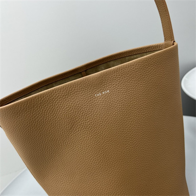 The Row Park N/S Medium Tote Bag Grained Calfskin Brown color