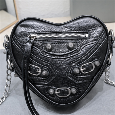 Women’s Le Cagole Heart Mini Bag In Arena Lambskin Black Color