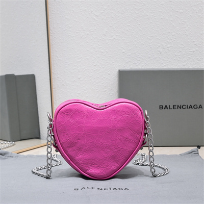 Women’s Le Cagole Heart Mini Bag In Arena Lambskin Fuchsia Color