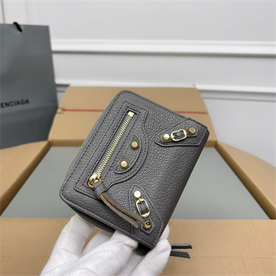 Le Cagole Compact Zippy Wallet In Goatskin Grey Color