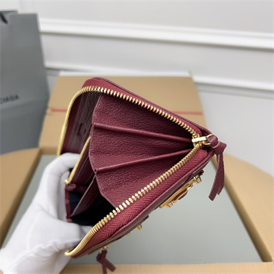 Le Cagole Continental Zippy Wallet In Goatskin Burgundy Color