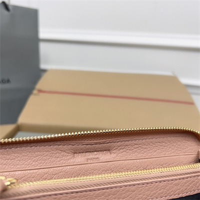 Le Cagole Continental Zippy Wallet In Goatskin Rose Pink Color