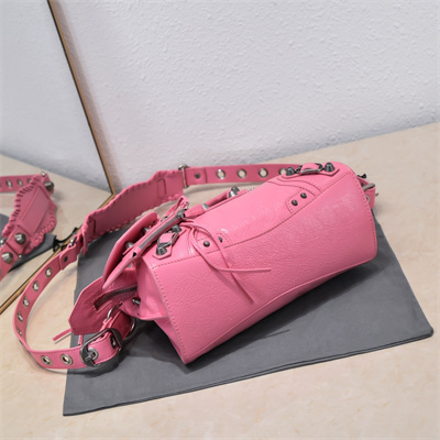 Women’s NEO Cagole XS Handbag In Arena Lambskin Pink Color