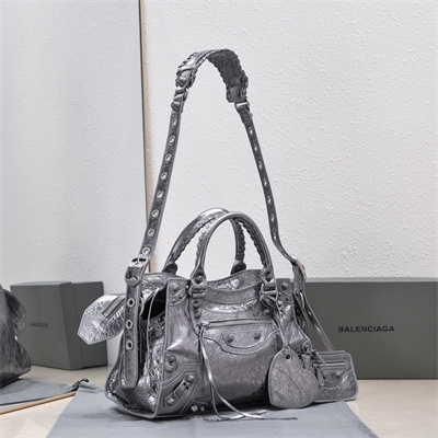 Women’s NEO Cagole City Small Handbag In Metallized Arena Lambskin Aged Silver Color