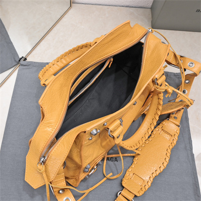 Women’s NEO Cagole City Small Handbag In Arena Lambskin Yellow Color