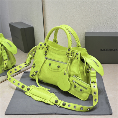 Women’s NEO Cagole City Small Handbag In Arena Lambskin Fluorescent Green Color