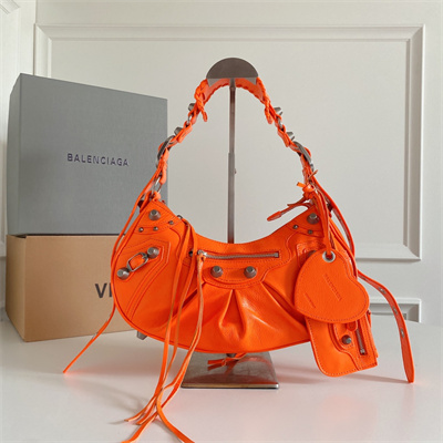 Women’s Le Cagole Small Shoulder Bag In Arena Lambskin Orange Color