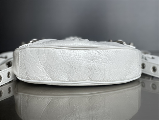 Women’s Le Cagole XS Shoulder Bag In Arena Lambskin White Color