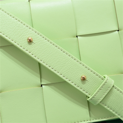 BV Cassette Cross Body Bag In Lambskin Fennel Color