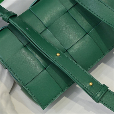 BV Cassette Cross Body Bag In Lambskin Racing Green Color