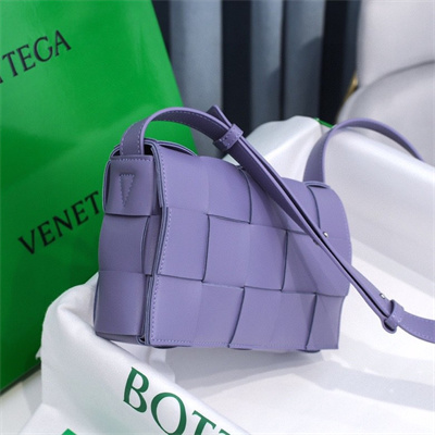 BV Cassette Cross Body Bag In Lambskin Lavender Color