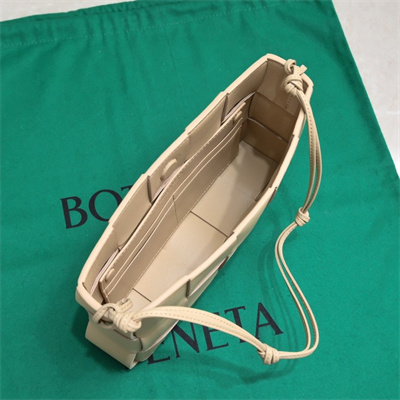 BV Cassette Pouch With Strap In Calfskin Porriage Color