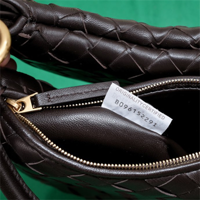 BV Small Gemelli Shoulder Bag In Lambskin Leather Fondant Color