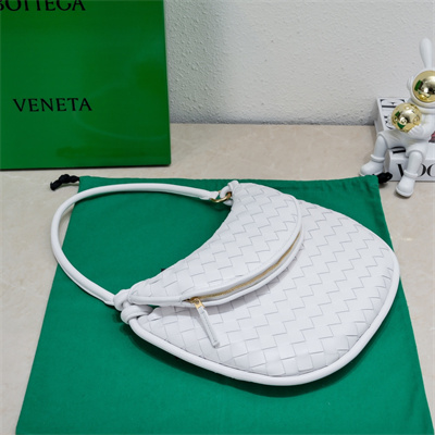 BV Medium Gemelli Shoulder Bag In Lambskin Leather White Color