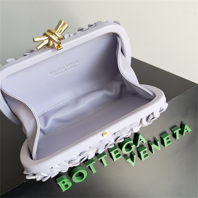 BV Knot Clutch In Metallic Lambskin Leather Lilac Color