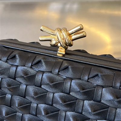 BV Knot Clutch In Calfskin Leather Black Color