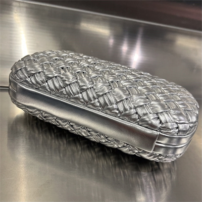 BV Knot Clutch In Calfskin Leather Wrinkled Silver Color