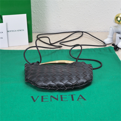 BV Mini Sardine Cross Body Bag In Lambskin Fondant Color