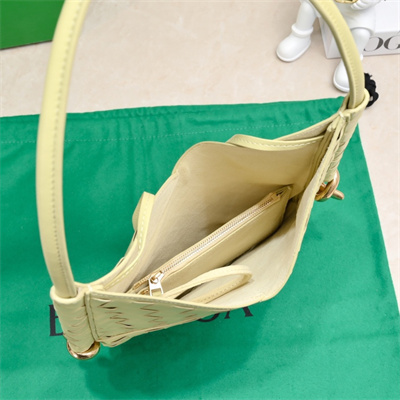 BV Small Solstice Shoulder Bag In Lambskin Leather Ice Cream Color