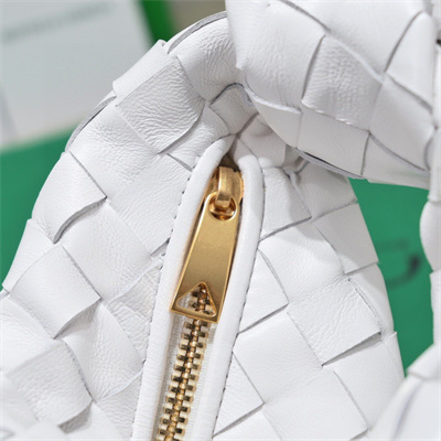 BV Candy Jodie In Lambskin Leather White Color