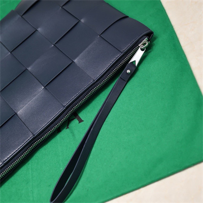 BV Cassette Zipper Pouch In Lambskin Leather Navy Color 80-8