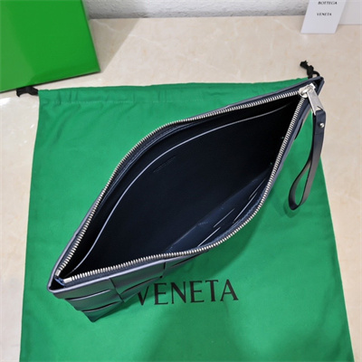 BV Cassette Zipper Pouch In Lambskin Leather Navy Color 80-8