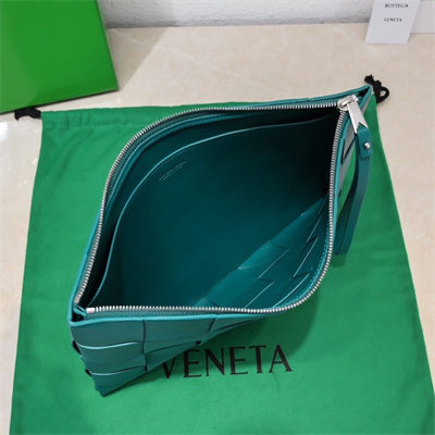 BV Cassette Zipper Pouch In Lambskin Leather Duck Green Color 80-8