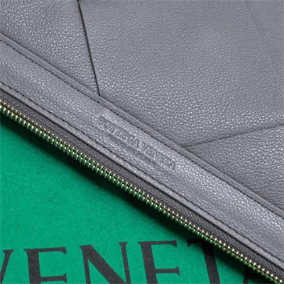 BV Zippy Pouch In Lambskin Leather Grey Color 6689