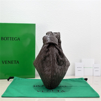 BV Teen Jodie In Lambskin Leather Fondant Color