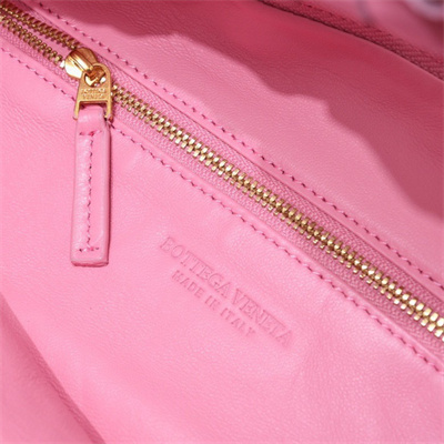 BV Teen Jodie In Lambskin Leather Ribbon Color