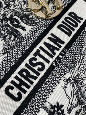 CD Medium Lady Di.or D-Lite Bag White and Black Toile de Jouy Solei Embroidery