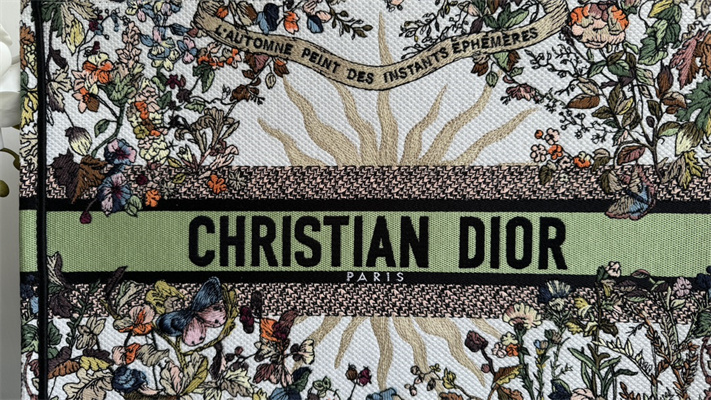 CD Large Book Tote Ecru Multicolor Di.or 4 Saisons Automne Soleil Embroidery