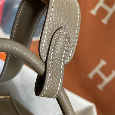 Lindy Bag Taurillon Clemence Leather 26/30CM Gold Tone Metal In Etoupe Color HS