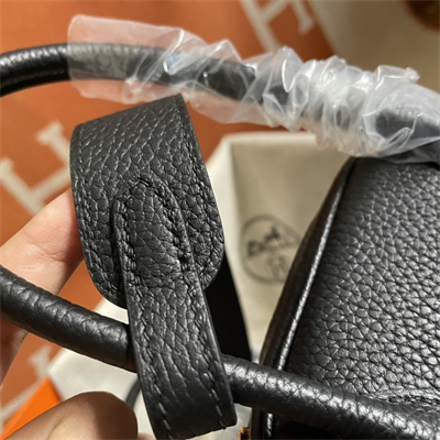 Lindy Bag Taurillon Clemence Leather 26/30CM Gold Tone Metal In Black Color HS