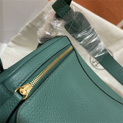Lindy Bag Taurillon Clemence Leather 26/30CM Gold Tone Metal In Malachite Color HS