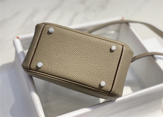 Lindy Mini Bag Calfskin Leather Gold/Silver Tone Metal In Tourterelle Color