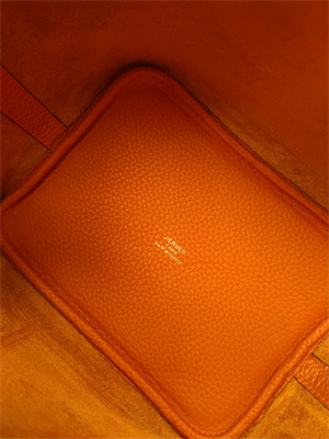 Picotin Lock Bag Togo Leather 18/22CM Gold/Silver Tone Metal In Orange Color HS