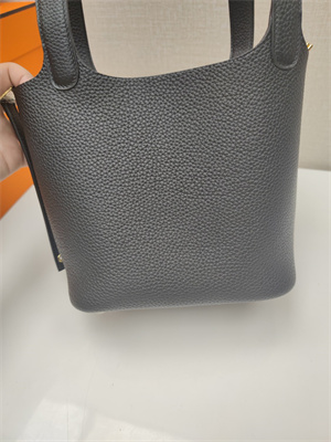 Picotin Lock Bag Togo Leather 18/22CM Gold/Silver Tone Metal In Black Color HS