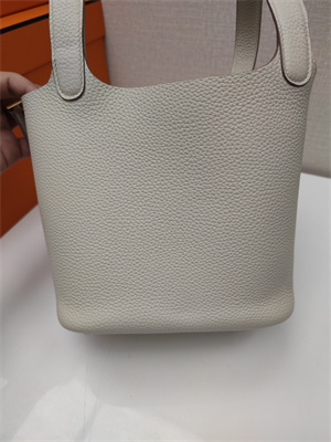 Picotin Lock Bag Togo Leather 18/22CM Gold/Silver Tone Metal In Craie Color HS