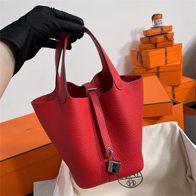 Picotin Lock Bag Togo Leather 18/22CM Gold/Silver Tone Metal In Red Color HS