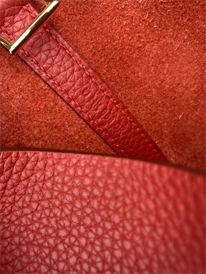 Picotin Lock Bag Taurillon Clemence Leather 18/22CM Gold/Silver Tone Metal In Red Color HS